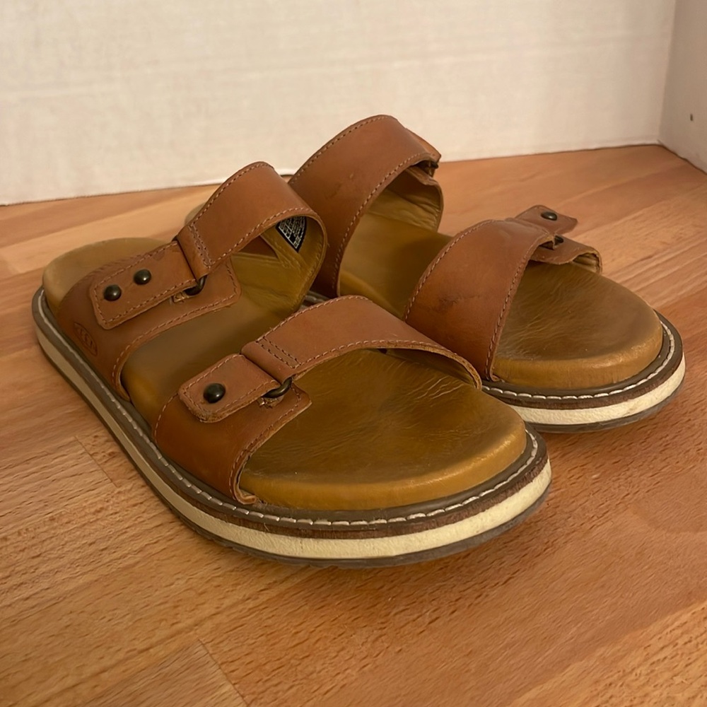 Keen slip on leather sandal